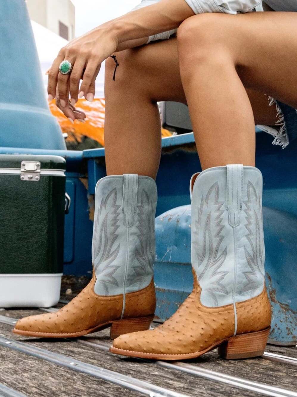 Tecovas Ostrich The Jamie Cowgirl Boots in Tan / Slate Blue size 6.5